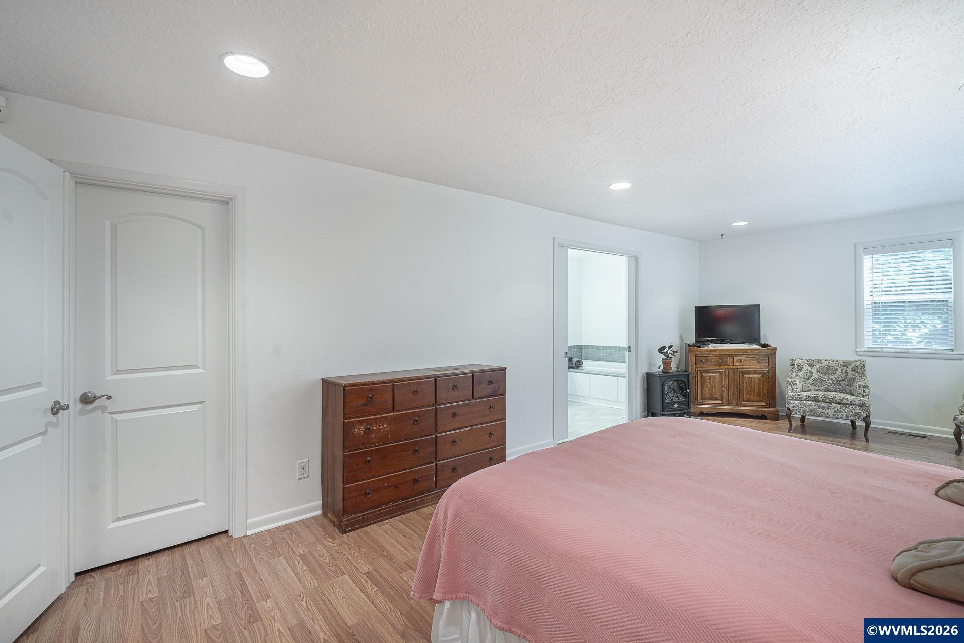 3864 Spring Street South Salem, OR 97302 - Photo 33 of 49