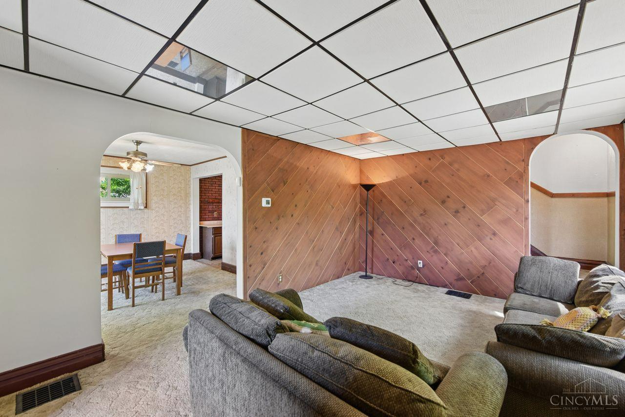 5636 River Road Cincinnati, OH 45233 - Photo 10 of 46 Gallery Image 10