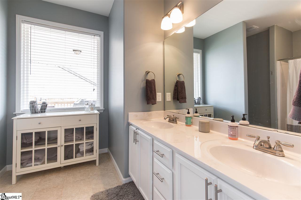 318 Stallion Road Greenville, SC 29617 - Photo 7 of 21 Gallery Image 7