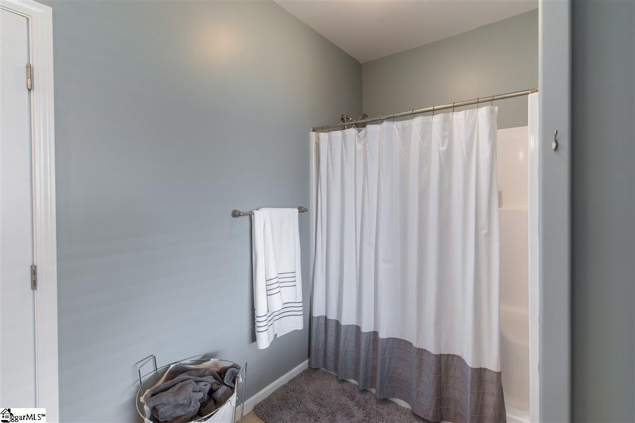 318 Stallion Road Greenville, SC 29617 - Photo 8 of 21 Gallery Image 8