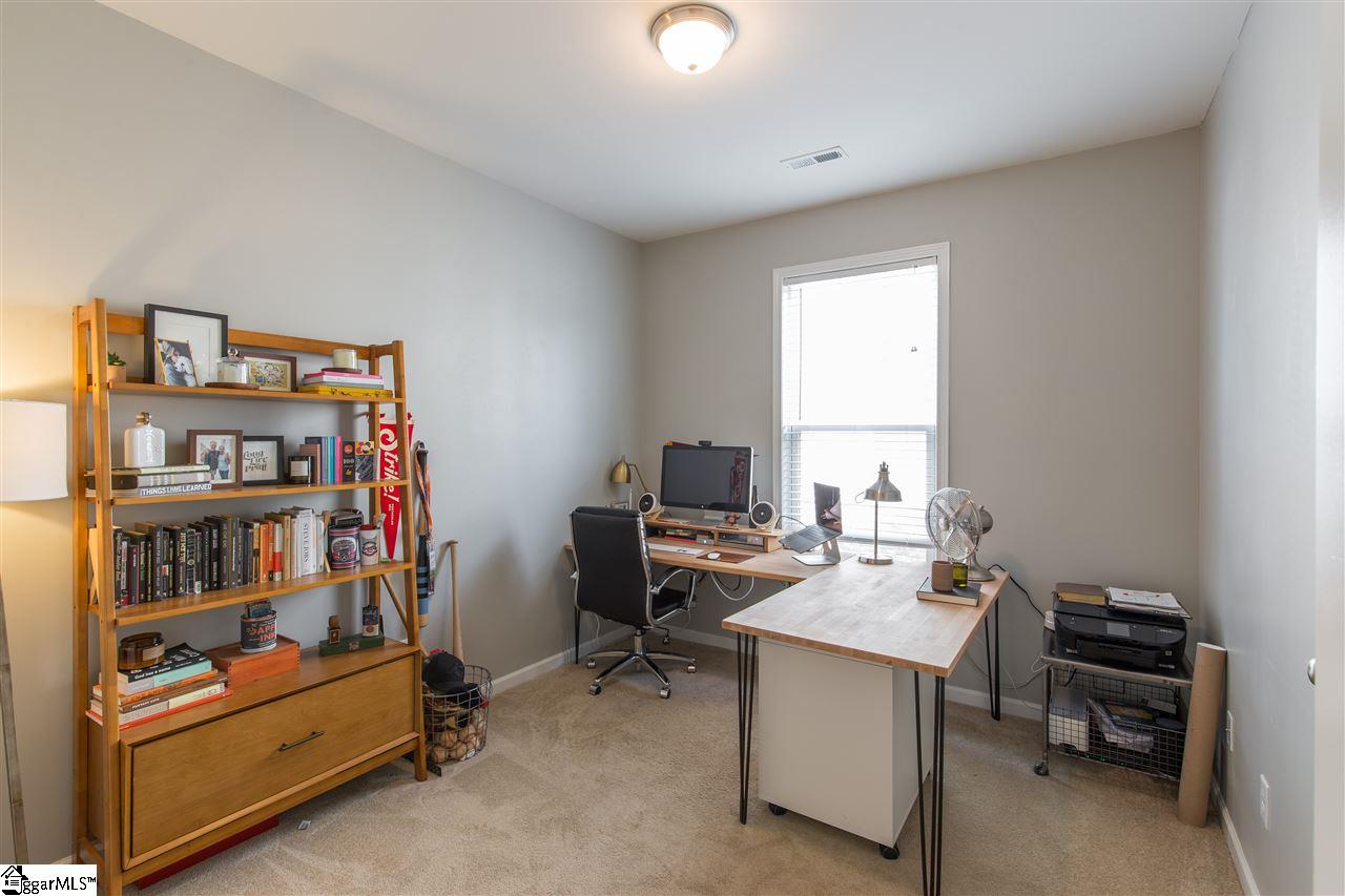 318 Stallion Road Greenville, SC 29617 - Photo 10 of 21 Gallery Image 10
