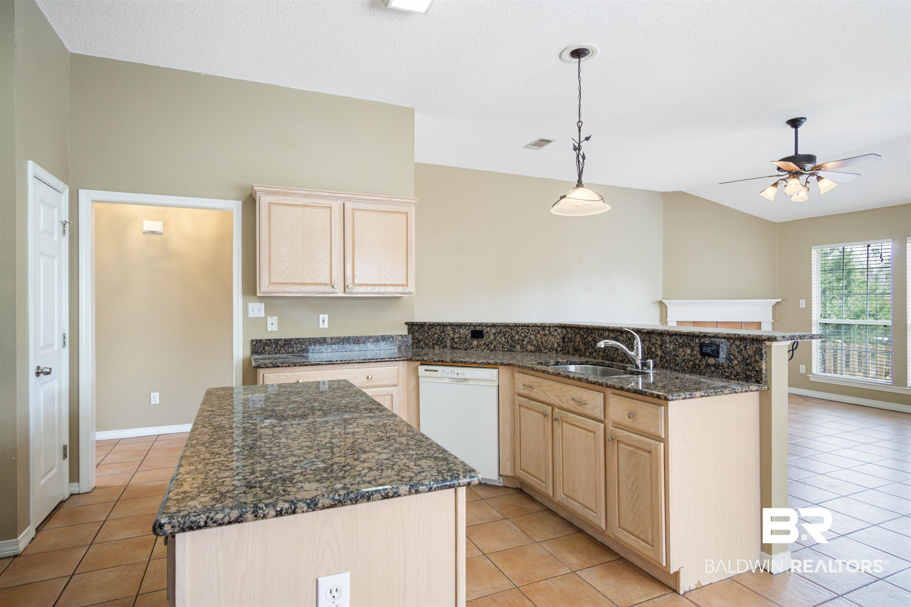 1169 Windmill Place North Mobile, AL 36695 - Photo 8 of 31