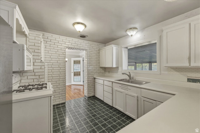 376 South 400 East Orem, UT 84097 - Photo 11 of 36