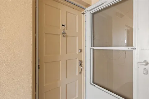 $359,999 | 1200 North Shore Drive Northeast, Unit 301, St. Petersburg, FL 33701