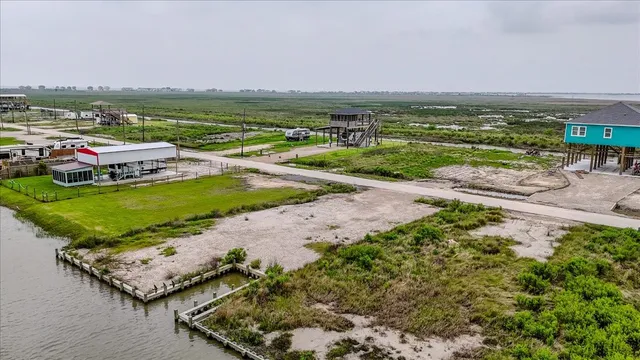 $89,000 | 1400 Van Sant, Port Bolivar, TX 77650