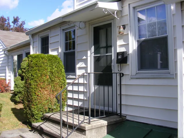 $740,000 | 38 Edge Hill Road, Fairfield, CT 06824