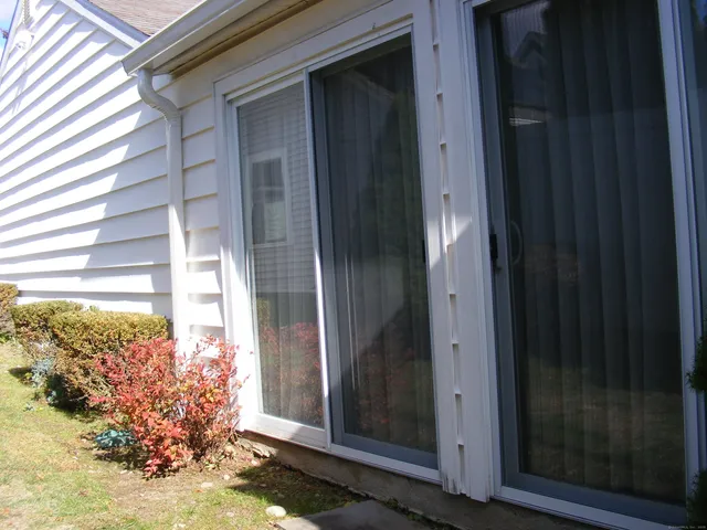 $740,000 | 38 Edge Hill Road, Fairfield, CT 06824