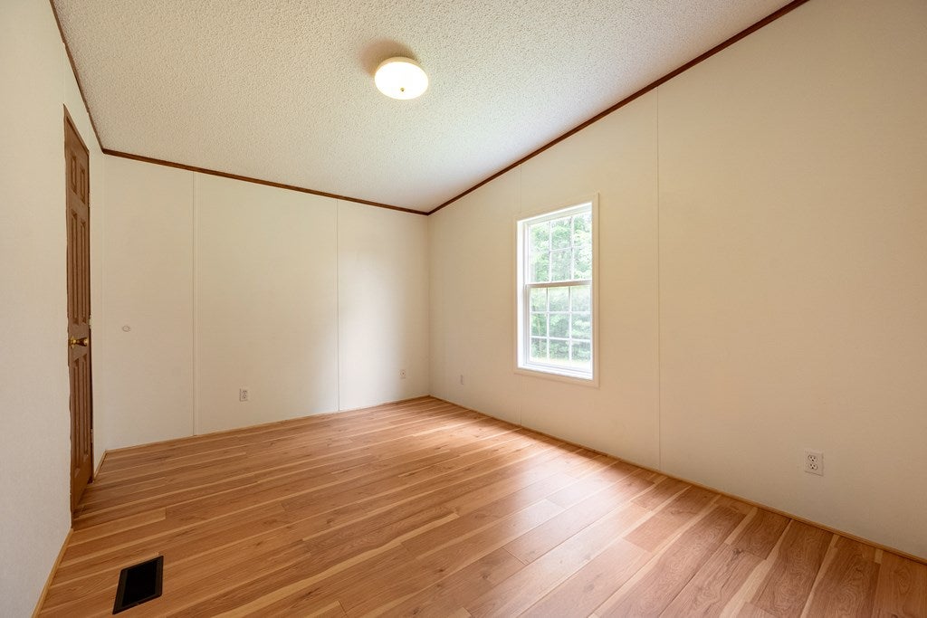 313 Lanter Road Speedwell, VA 24374 - Photo 34 of 55 Gallery Image 34