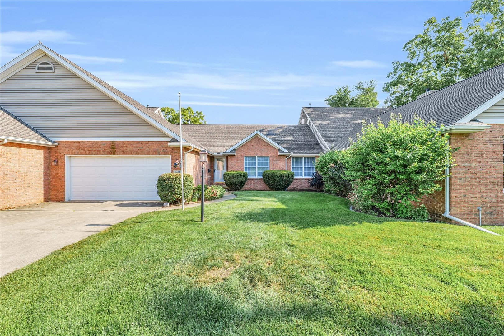 1726 Tin Cup Road Mahomet, IL 61853 - Photo 6 of 43 Gallery Image 6