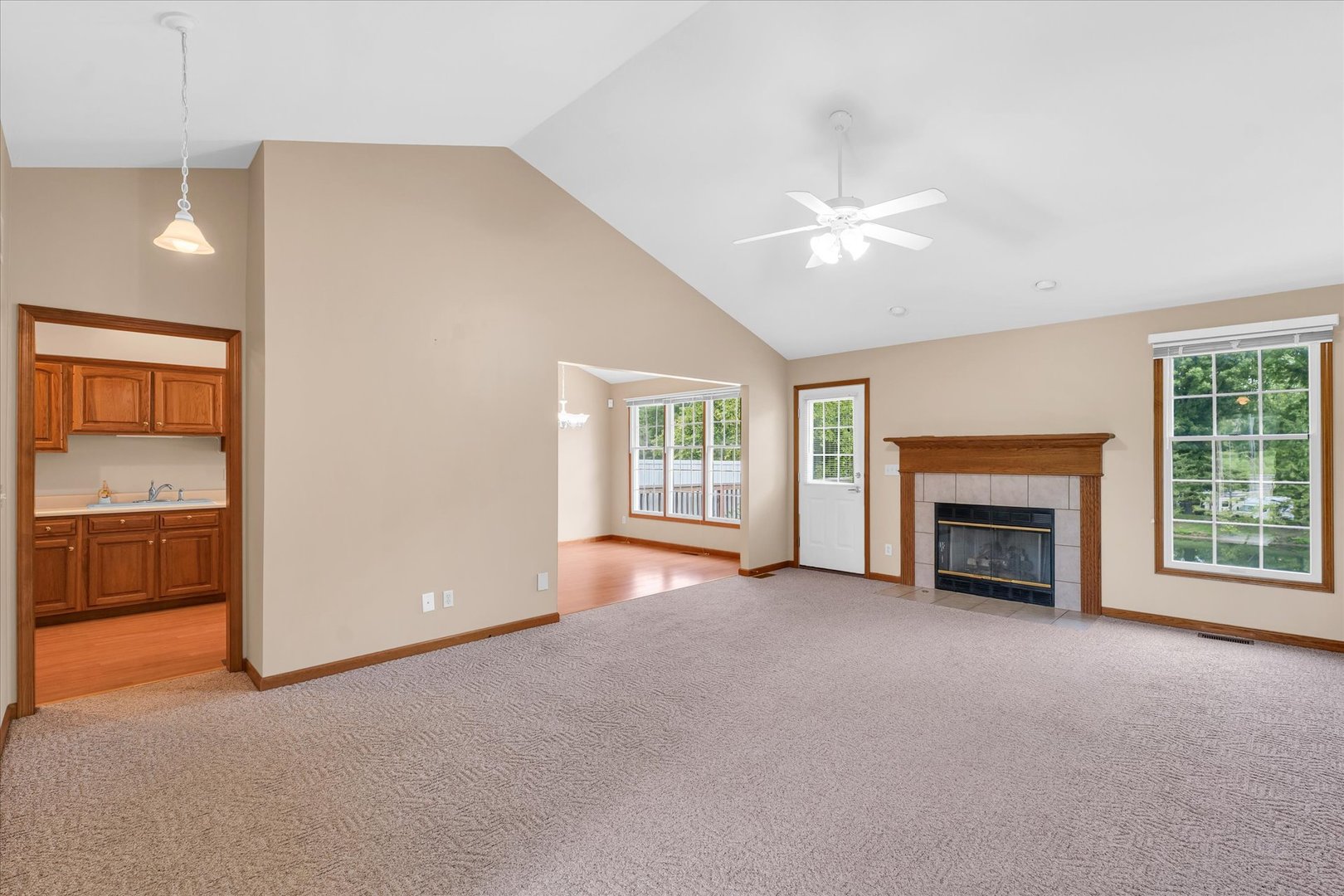 1726 Tin Cup Road Mahomet, IL 61853 - Photo 8 of 43 Gallery Image 8