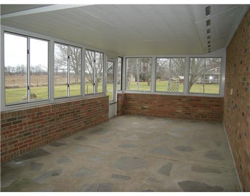 4843 East County Line Road Springfield, OH 45502 - Photo 18 of 25
