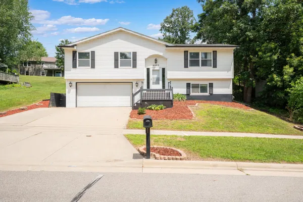 $325,000 | 4403 7th Street Northwest, Rochester, MN 55901