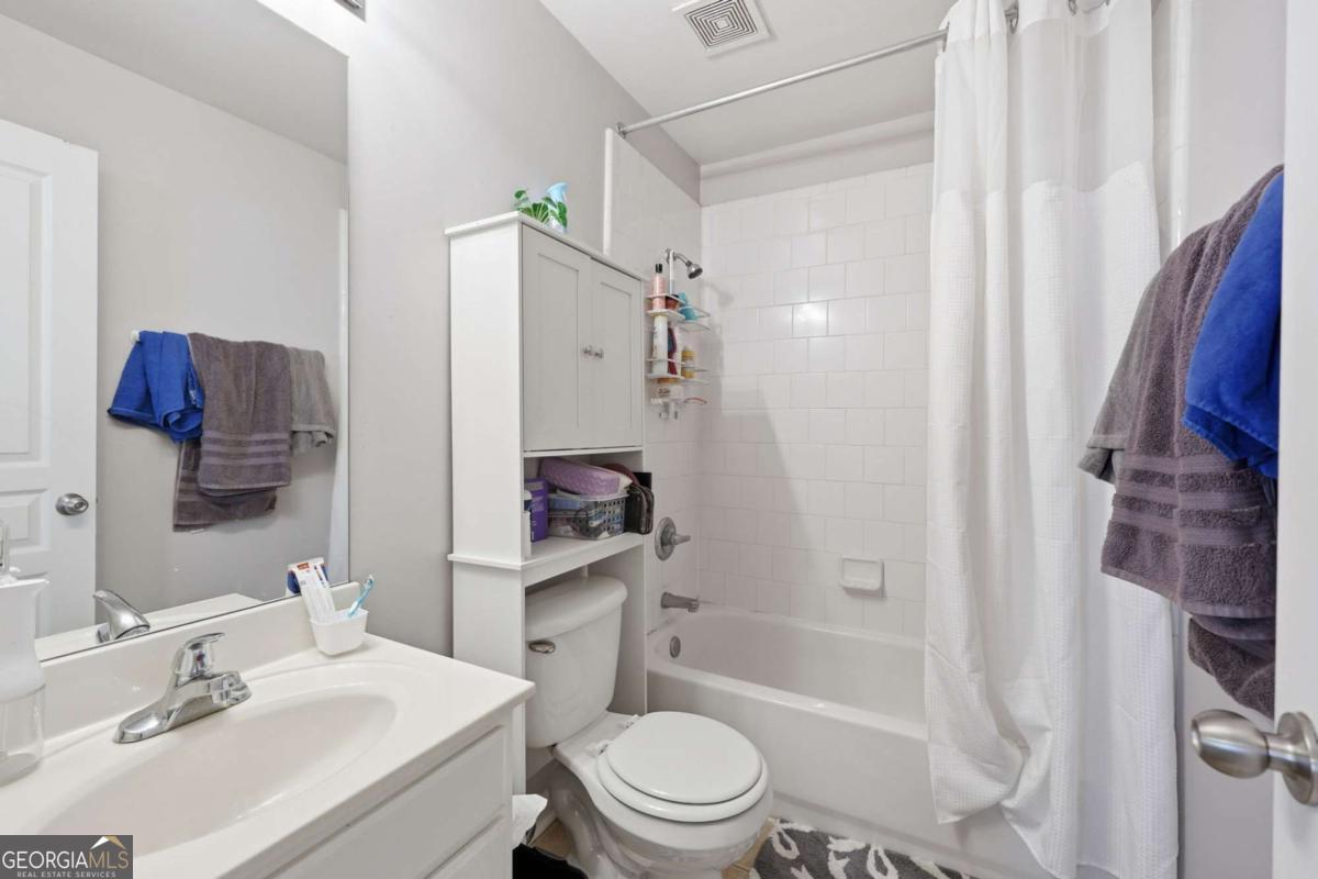 1035 South Barnett Shoals Road, Unit 1032 Athens, GA 30605 - Photo 25 of 44