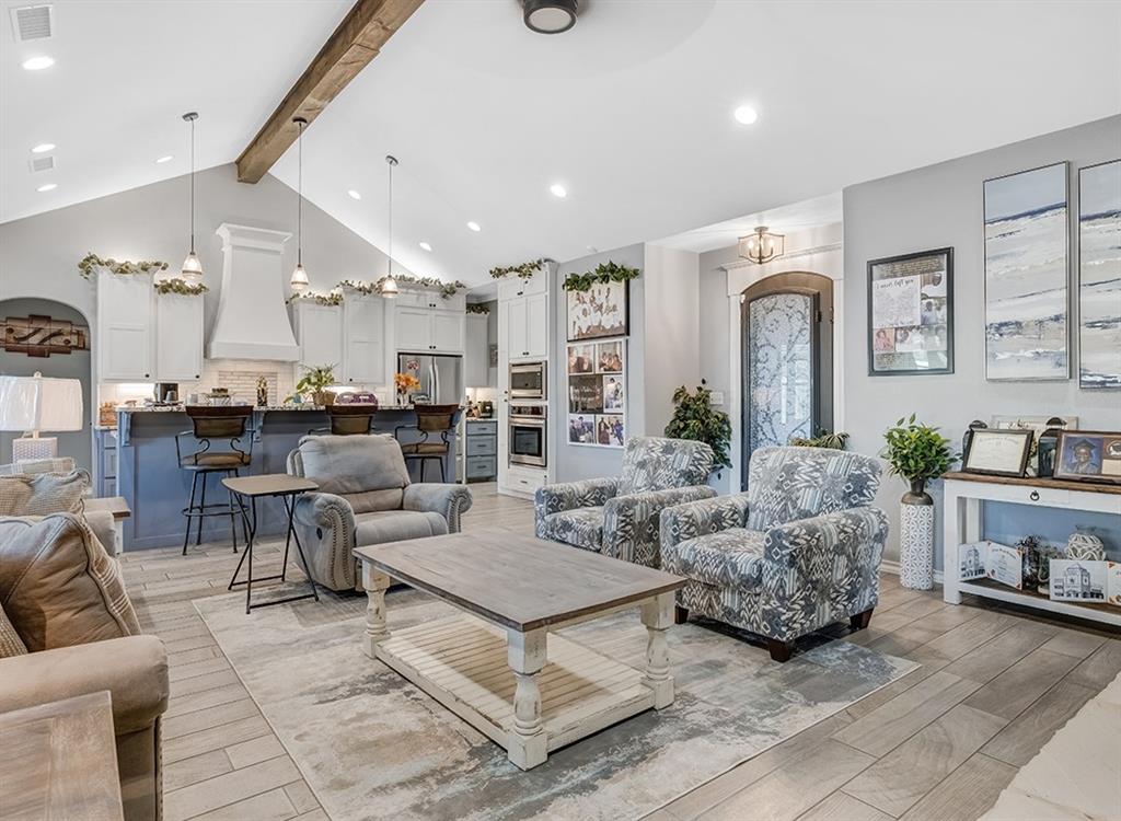 523 Mitchell Ryan Wake Village, TX 75501 - Photo 6 of 37 a living room with furniture and a large window