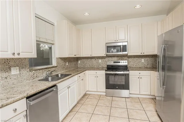 $2,850 | Undisclosed Address, Naples, FL 34119