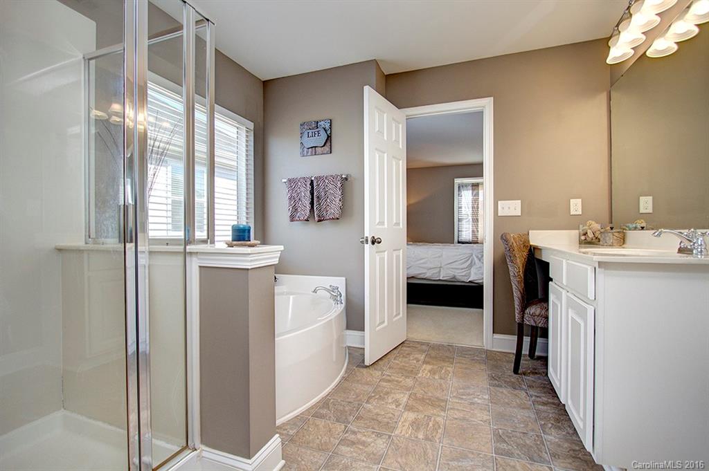 9313 Seamill Road, Unit 97 Charlotte, NC 28278 - Photo 13 of 24 Gallery Image 13