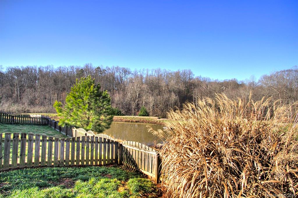9313 Seamill Road, Unit 97 Charlotte, NC 28278 - Photo 21 of 24 Gallery Image 21