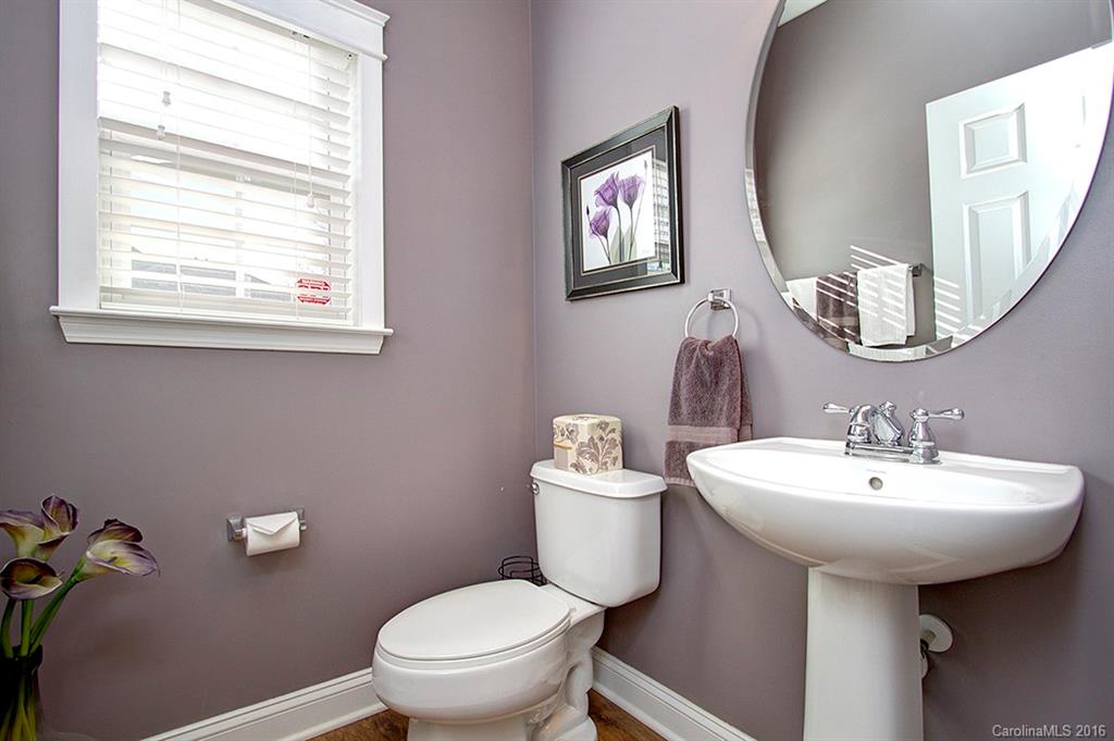9313 Seamill Road, Unit 97 Charlotte, NC 28278 - Photo 10 of 24 Gallery Image 10