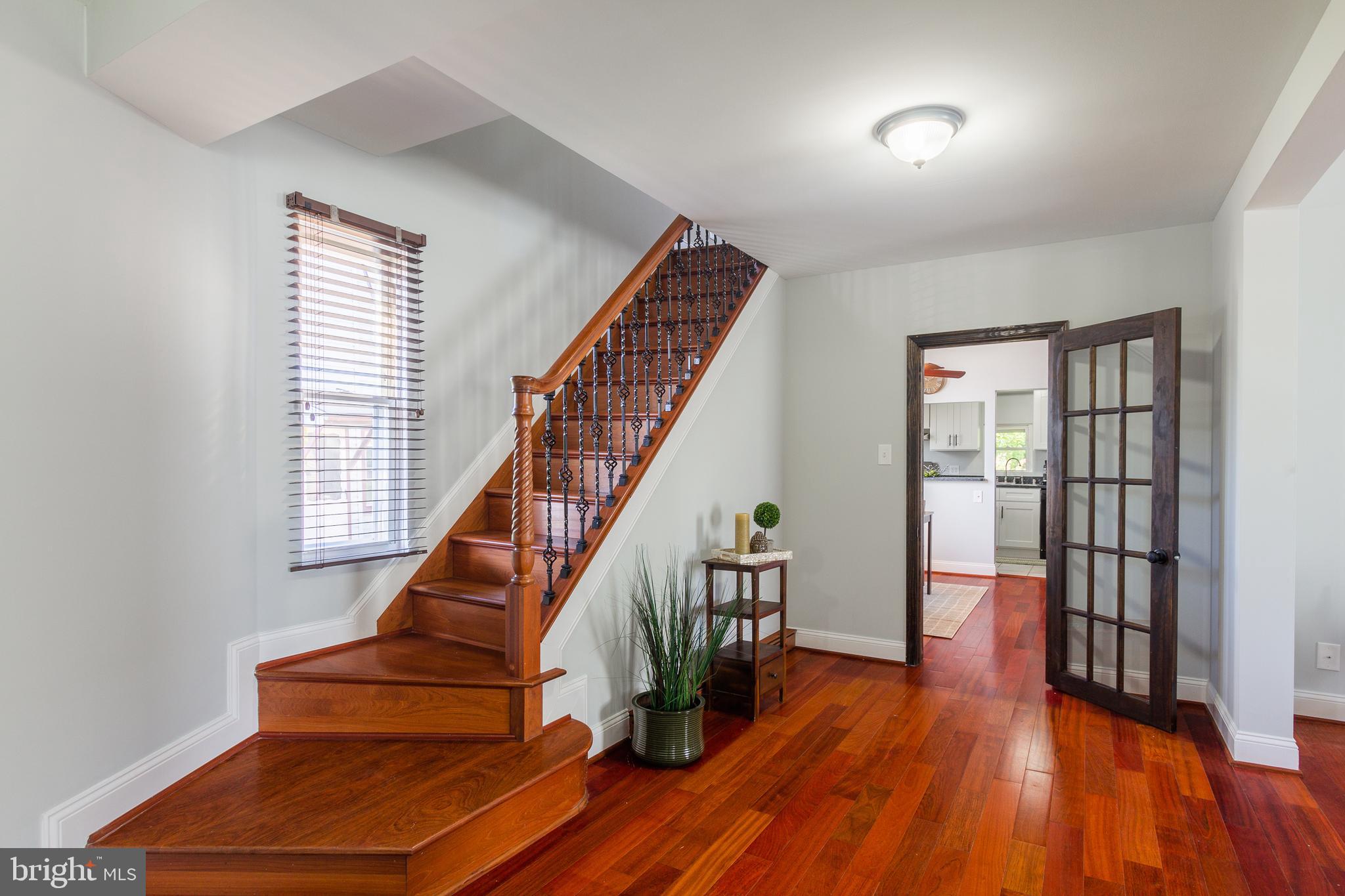 515 North Point Road Baltimore, MD 21224 - Photo 6 of 34 Gallery Image 6