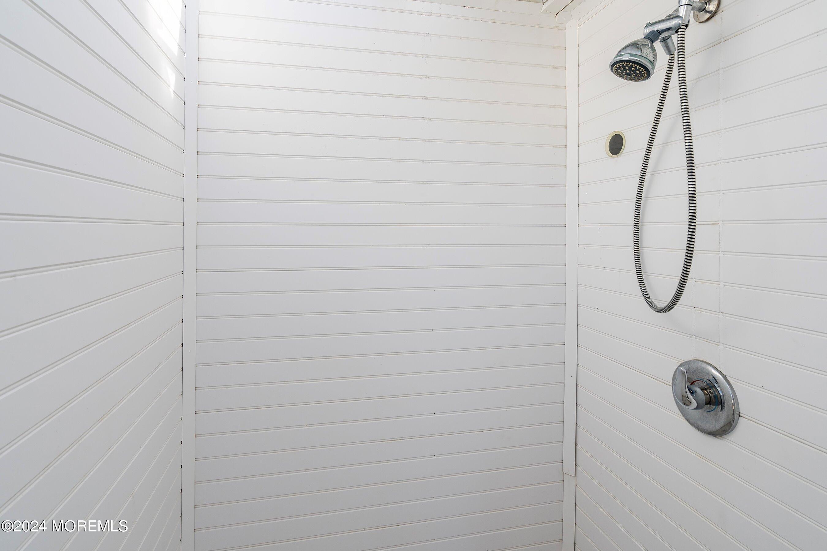 212 Randall Avenue Point Pleasant Beach, NJ 08742 - Photo 14 of 18 a bathroom with a shower