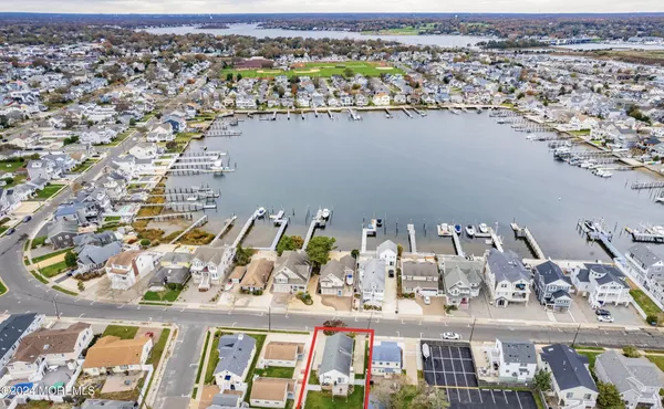 $3,600 | 212 Randall Avenue, Point Pleasant Beach, NJ 08742