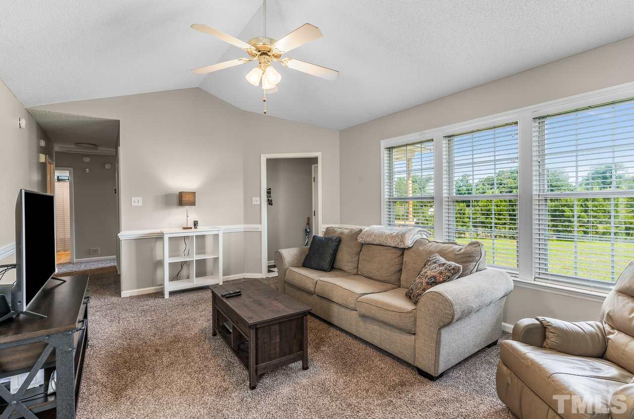 135 Ridge Way Lane Clayton, NC 27520 - Photo 12 of 30 Gallery Image 12