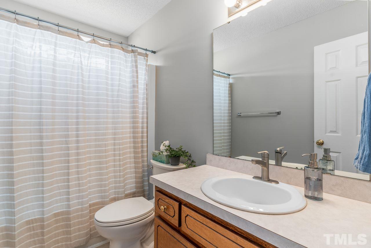 135 Ridge Way Lane Clayton, NC 27520 - Photo 24 of 30 Gallery Image 24