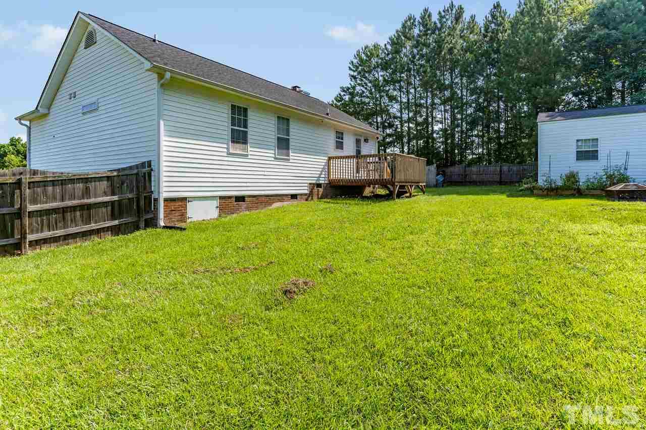135 Ridge Way Lane Clayton, NC 27520 - Photo 5 of 30 Gallery Image 5