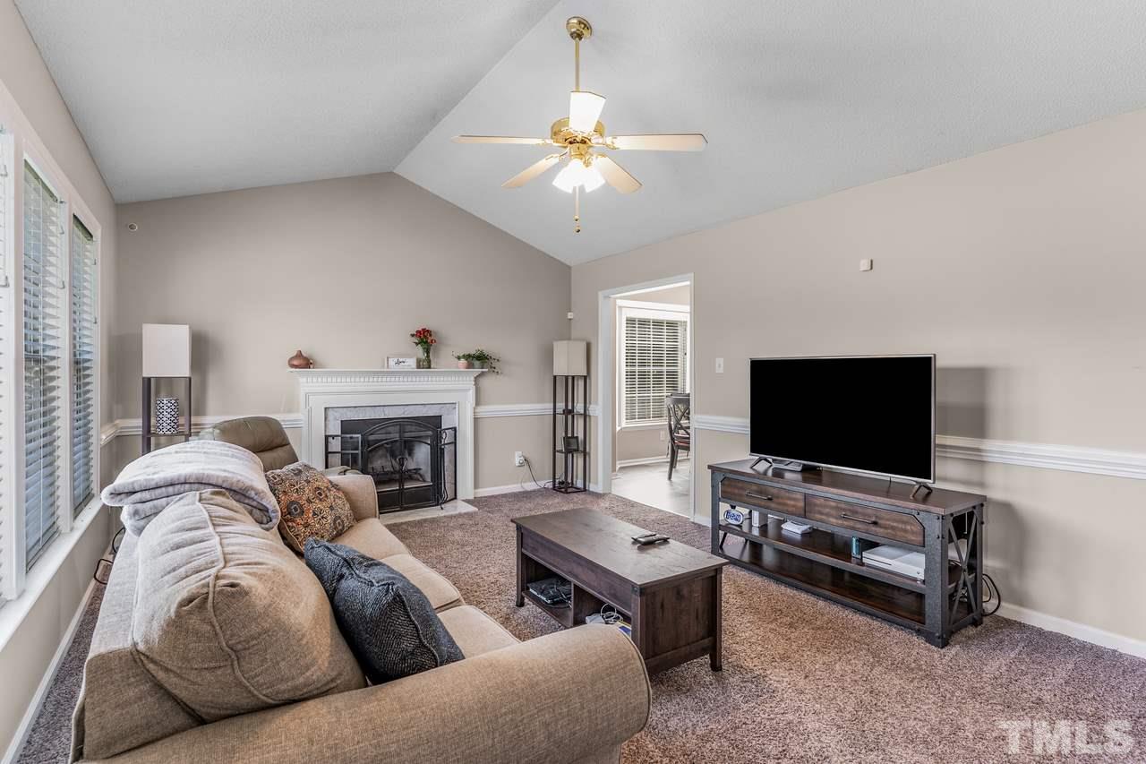 135 Ridge Way Lane Clayton, NC 27520 - Photo 10 of 30 Gallery Image 10