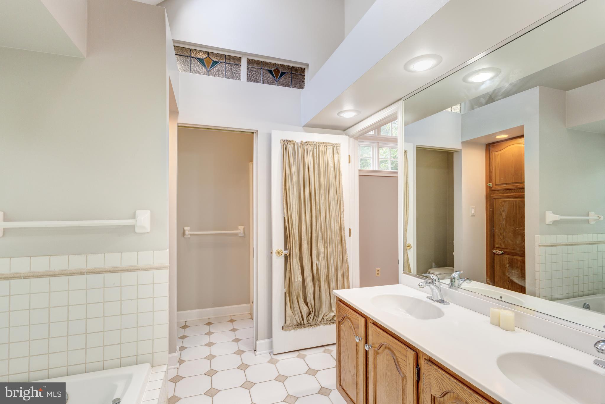 3421 Nottingham Road Westminster, MD 21157 - Photo 22 of 36 Master Bath