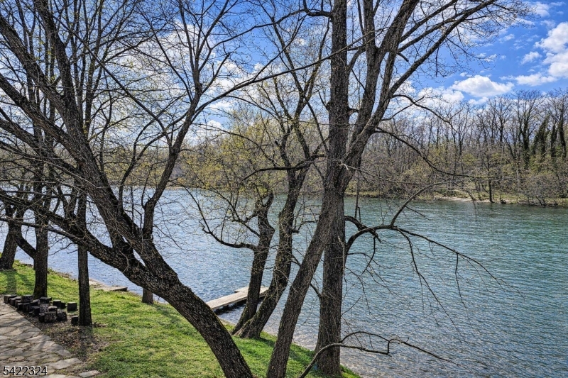 9 Riveredge Lane Phillipsburg, NJ 08865 - Photo 4 of 4