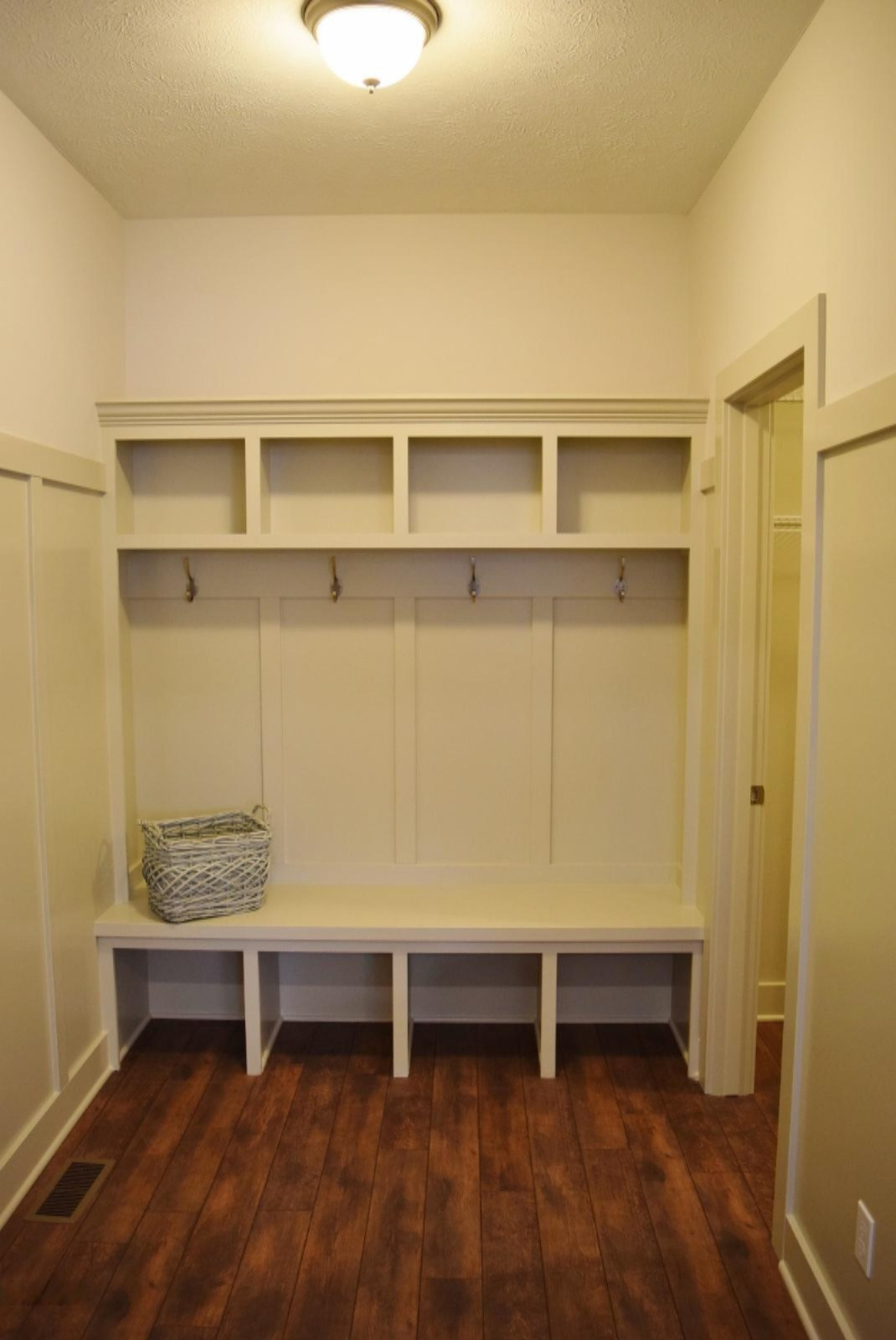 2085 East View Drive Jenison, MI 49428 - Photo 12 of 13 Mudroom lockers