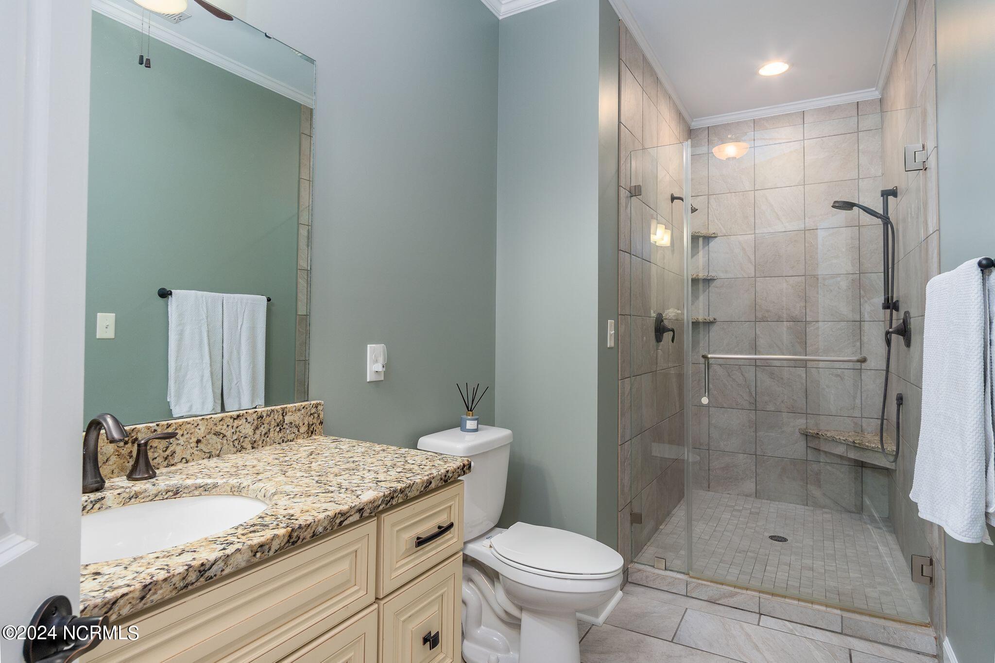 29 Gables Road New Bern, NC 28562 - Photo 80 of 104 Guest house full bathroom