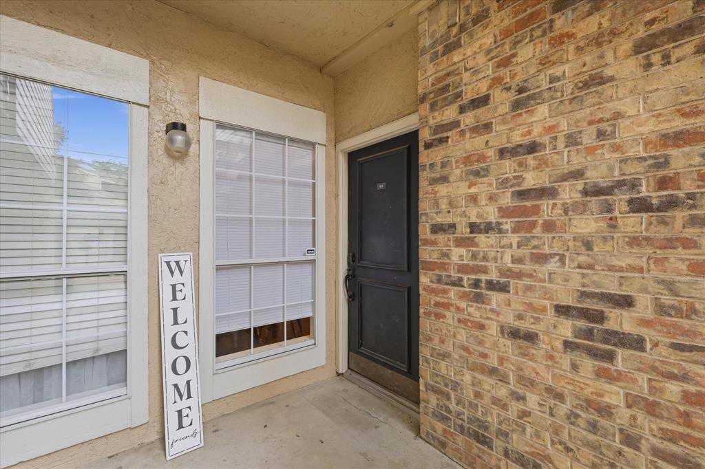 14277 Preston Road, Unit 615 Dallas, TX 75254 - Photo 3 of 20 a view of front door of house