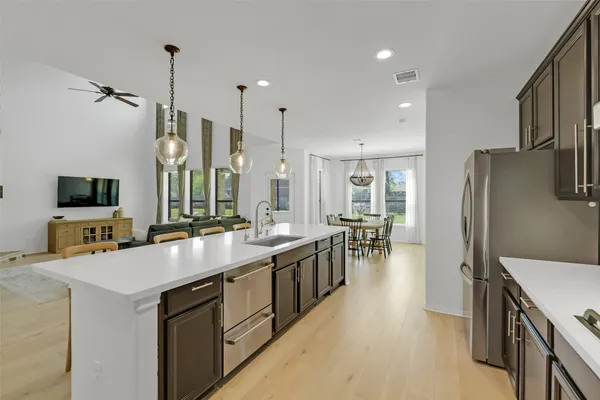 $639,000 | 10003 Banestone Boulevard, Tomball, TX 77375