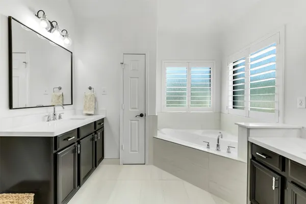 $639,000 | 10003 Banestone Boulevard, Tomball, TX 77375