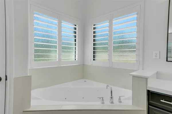 $639,000 | 10003 Banestone Boulevard, Tomball, TX 77375