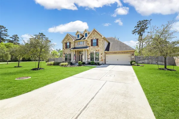 $639,000 | 10003 Banestone Boulevard, Tomball, TX 77375