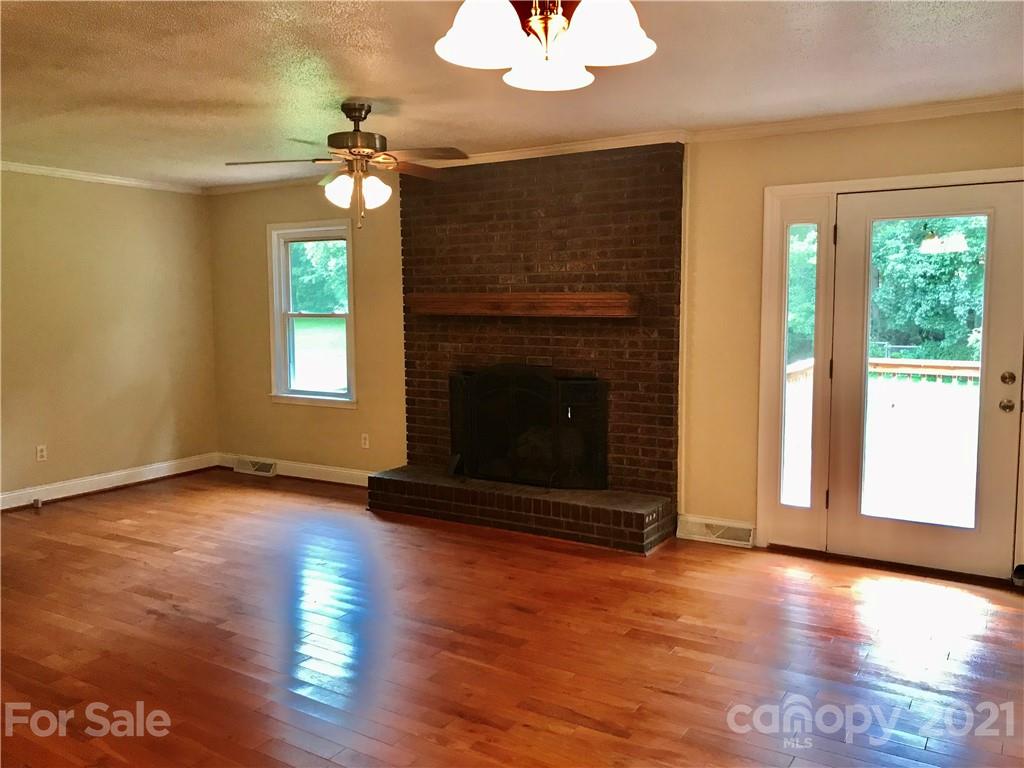 341 Anderson Road, Unit 14 Albemarle, NC 28001 - Photo 2 of 19 Gallery Image 2