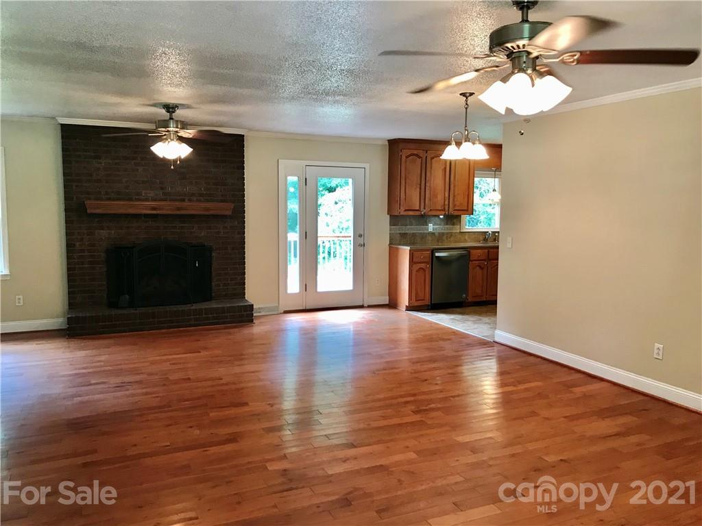 341 Anderson Road, Unit 14 Albemarle, NC 28001 - Photo 3 of 19 Gallery Image 3