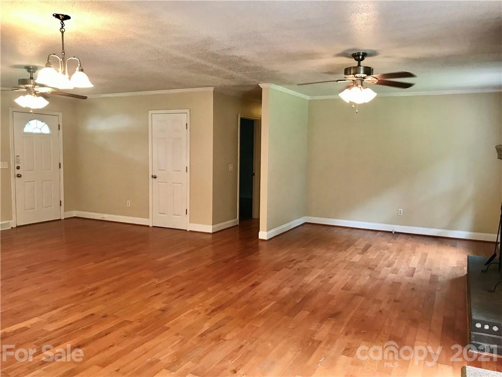 341 Anderson Road, Unit 14 Albemarle, NC 28001 - Photo 5 of 19 Gallery Image 5