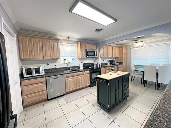 $325,000 | 4412 Lefkoe Street, Metairie, LA 70006