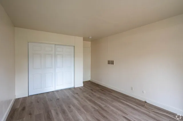 wooden floor in a room