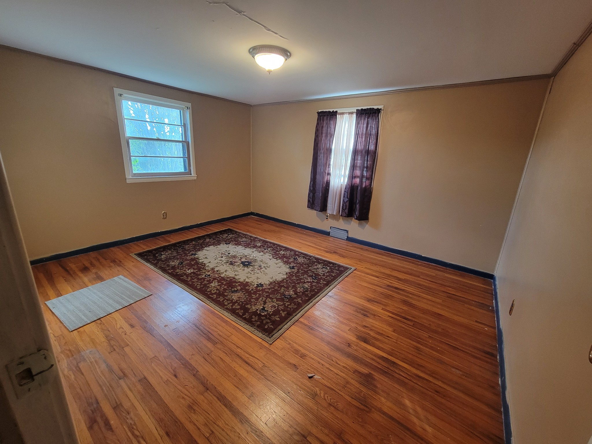 2992 Gum Creek Road Decherd, TN 37324 - Photo 13 of 25 a view of an empty room and window