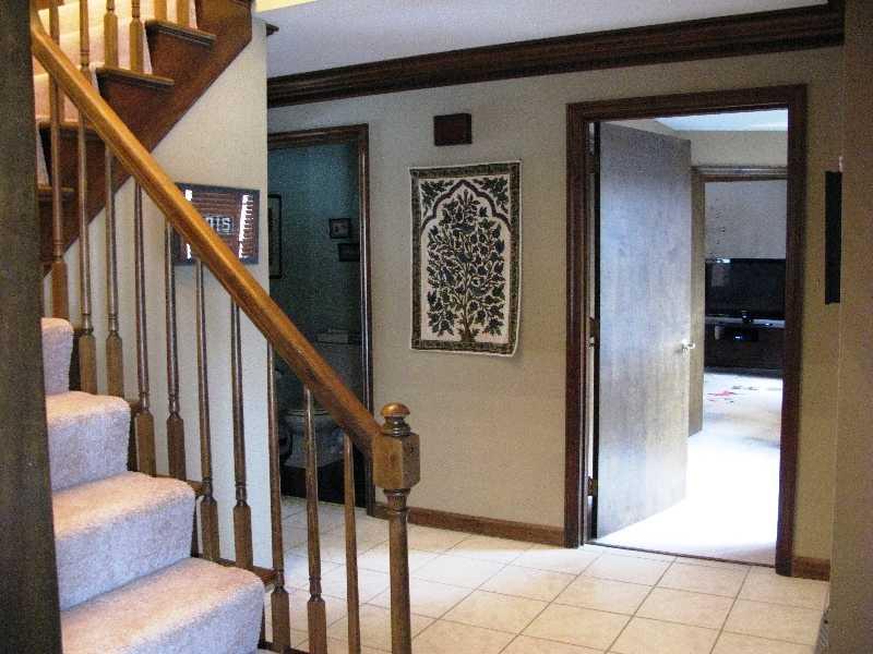 10112 Deer View Point Road Wexford, PA 15090 - Photo 7 of 24 Entry/Foyer.