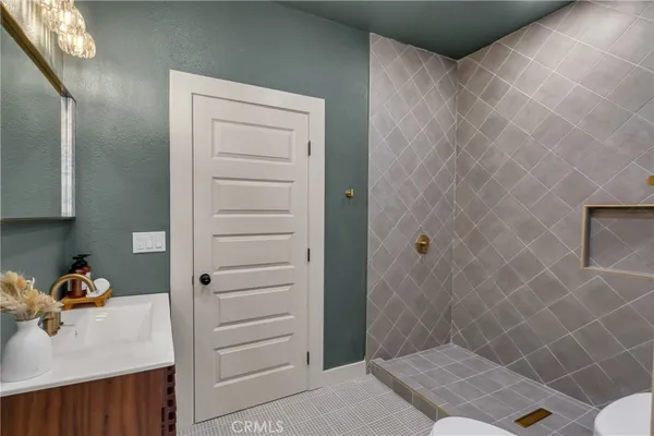 $699,000 | 520 East 8th Street, Corona, CA 92879