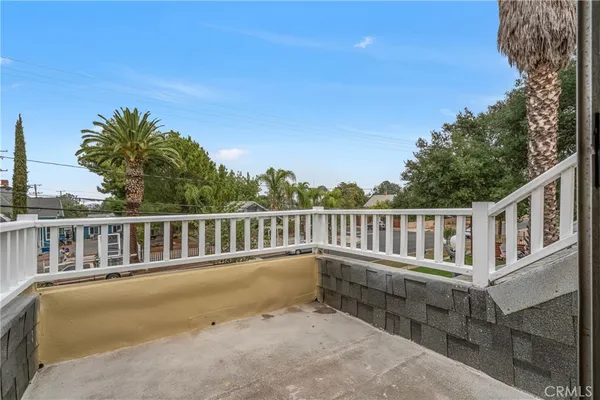 $699,000 | 520 East 8th Street, Corona, CA 92879
