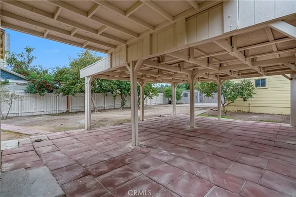$699,000 | 520 East 8th Street, Corona, CA 92879