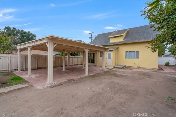 $699,000 | 520 East 8th Street, Corona, CA 92879