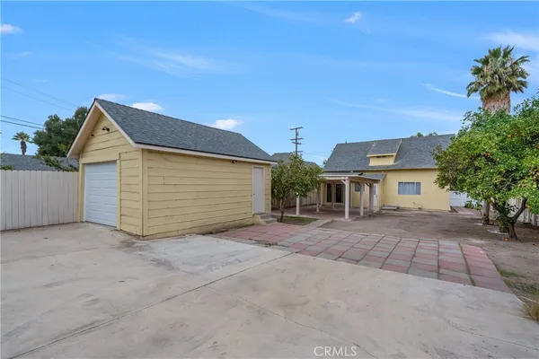 $699,000 | 520 East 8th Street, Corona, CA 92879